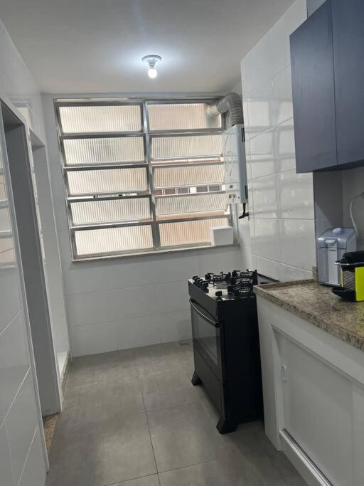 Apartment Leblon 37 *